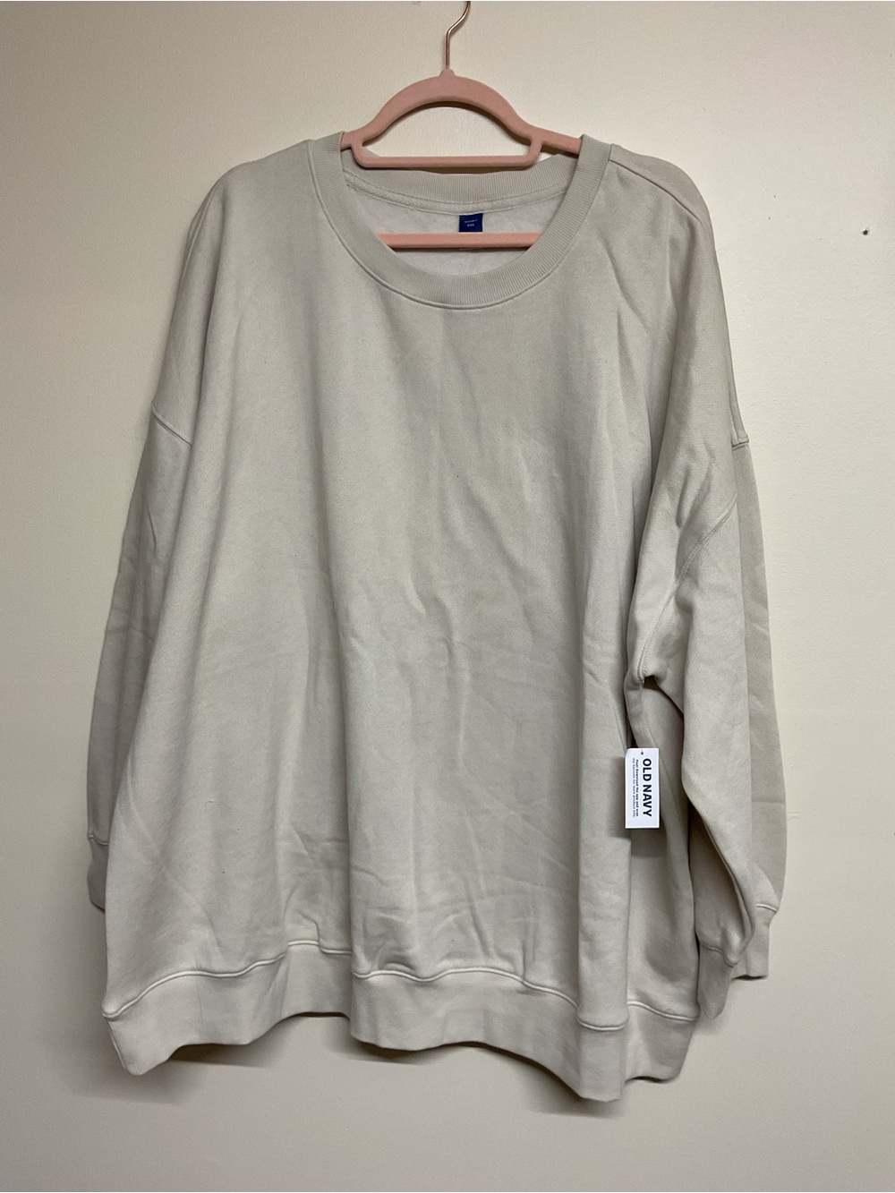 Old Navy Women's Light Cream Crewneck Sweatshirt
